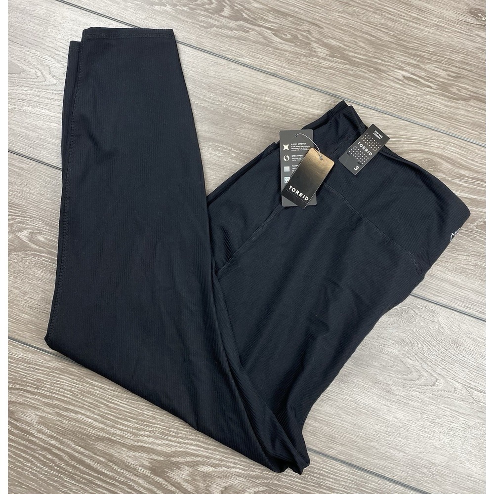 Torrid Women's Pull On High Rise Athletic Legging‎ Black Size 3 New